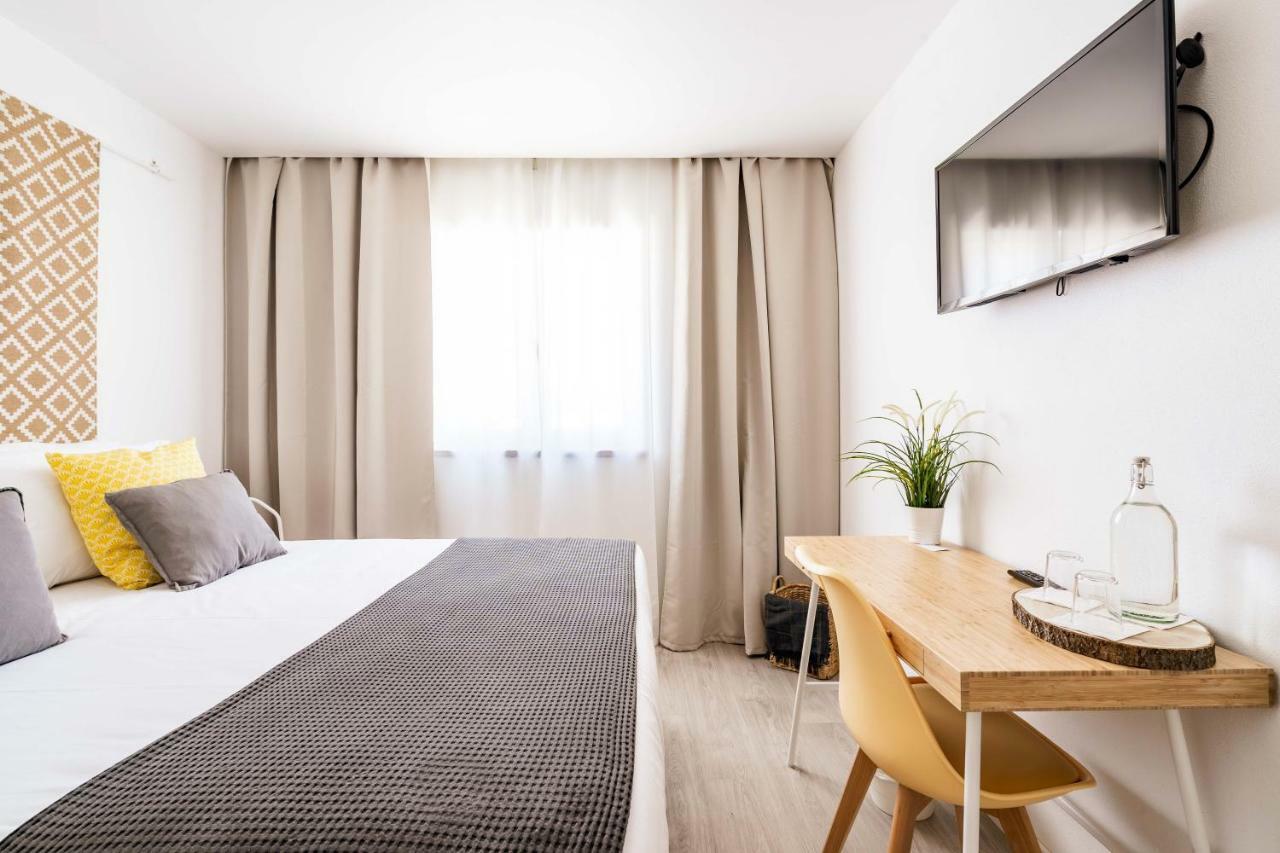 Wavesensations - Sagres Surf House Hostel ภายนอก รูปภาพ