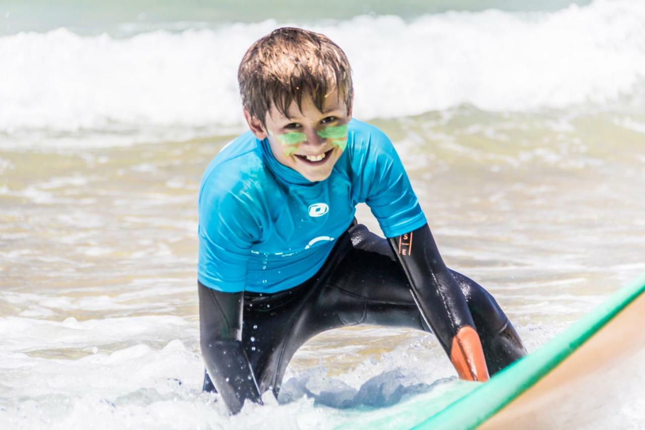 Wavesensations - Sagres Surf House Hostel ภายนอก รูปภาพ