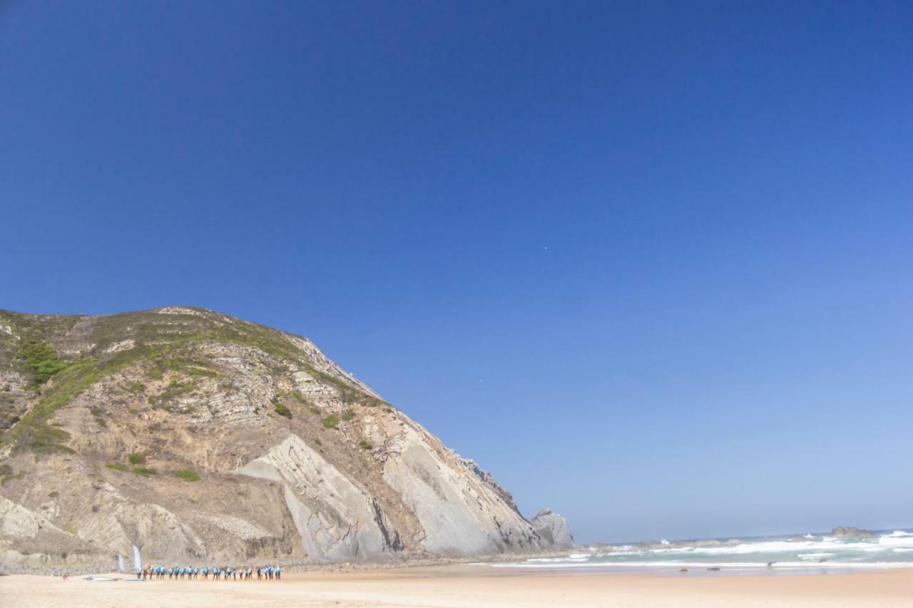 Wavesensations - Sagres Surf House Hostel ภายนอก รูปภาพ